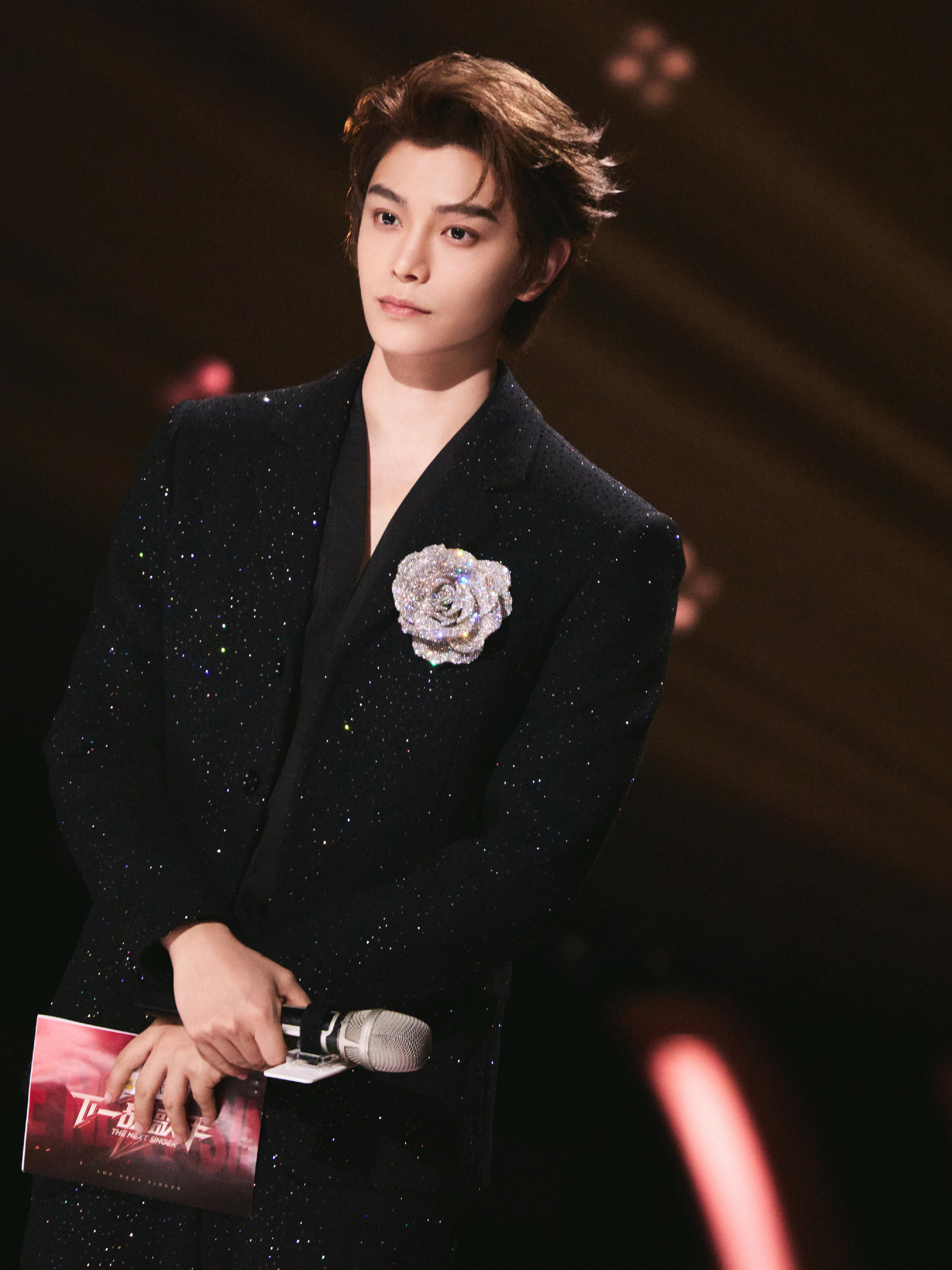 007rIe73ly1hvvbrlhhb5j344m5i57wm.jpg 丁禹兮下一战歌手/芒果娱乐